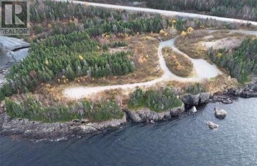 6 Beach Rd, Eastport, NL, A0G | Card Image