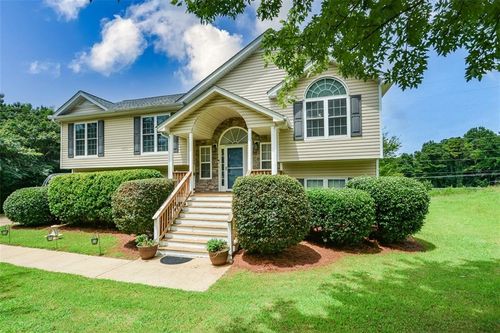 168 Oakview Dr, Dallas, GA, 30157-1224 | Card Image