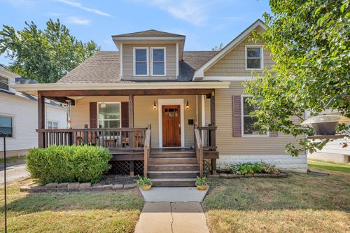 1040 W State St, Springfield, MO, 65806-2813 | Card Image
