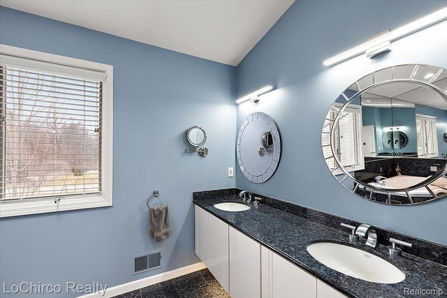 924 Knob Creek Dr, House other with 4 bedrooms, 4 bathrooms and null parking in Oakland Twp MI | Image 27