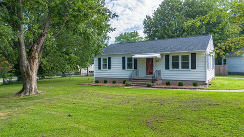 162 Iroquois Dr, Paducah, KY, 42001-5404 | Card Image