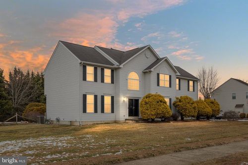 205 E Harvest Dr, New Castle, DE, 19720-5612 | Card Image