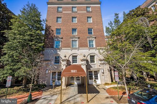 apt-204a-1661 Crescent Pl Nw, WASHINGTON, DC, 20009-4046 | Card Image