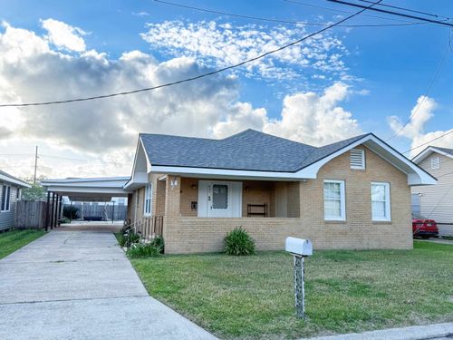 431 Pecan St, Houma, LA, 70364-3448 | Card Image