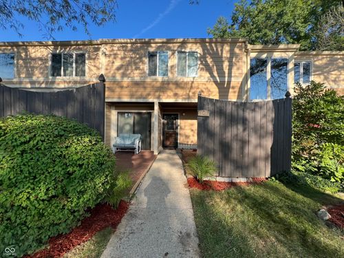 741 Ironwood Dr, Avon, IN, 46123-8758 | Card Image