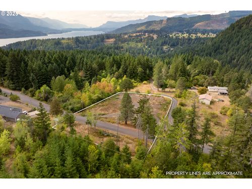 21 Cochran Ln, Stevenson, WA, 98648-6519 | Card Image