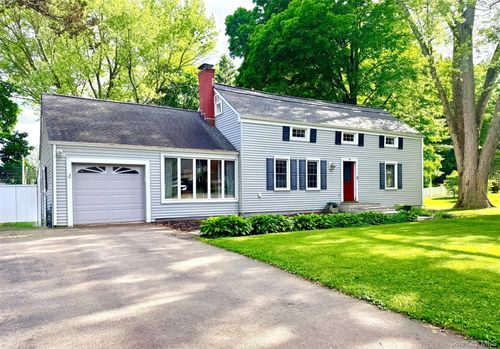 30 Orchard Park, Poughkeepsie, NY, 12603-4838 | Card Image