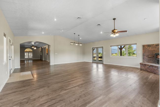 970 S Shoshone Loop, House other with 3 bedrooms, 3 bathrooms and null parking in Hamilton MT | Image 5