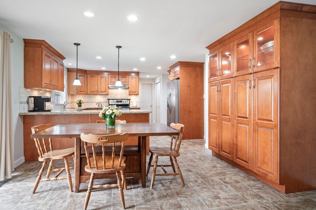 4195 207 A St, House other with 4 bedrooms, 3 bathrooms and 20 parking in Langley BC | Image 8