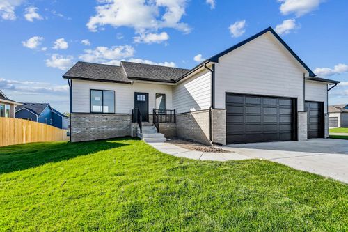 2121 E Cedar Tree Ct, Park City, KS, 67219-3309 | Card Image