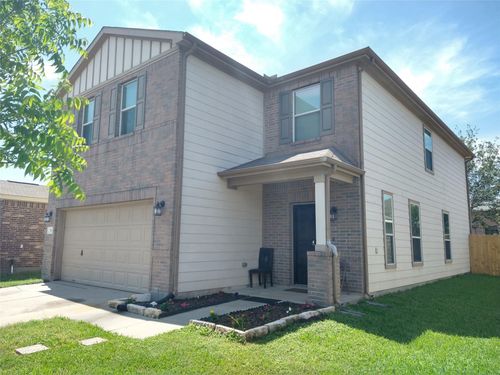 811 Sweet Flower Dr, Houston, TX, 77073-4512 | Card Image