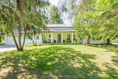 8584 Irish Dr, Mount Brydges, ON, N0L1W0 | Card Image