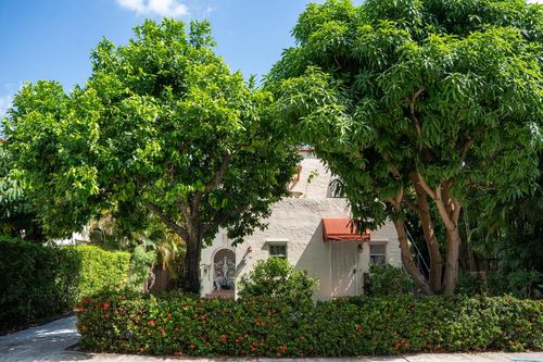 219 Seminole Ave, Palm Beach, FL, 33480-7418 | Card Image