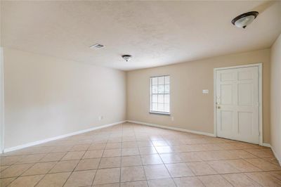 306 Hollywood Drive, House other with 3 bedrooms, 2 bathrooms and null parking in Conroe TX | Image 3