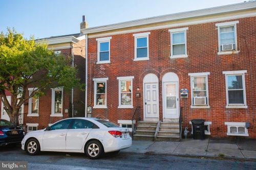 910 Linden Street, WILMINGTON, DE, 19805 | Card Image