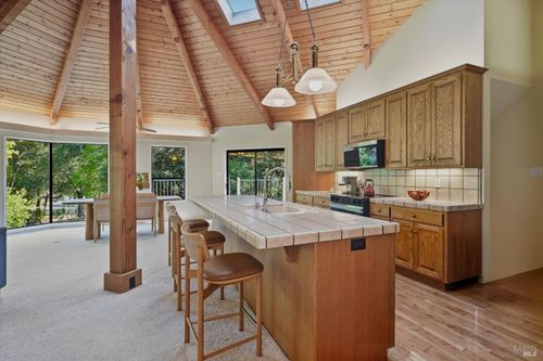 650 Wild Oak Dr, Santa Rosa, CA, 95409-6119 | Card Image