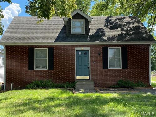 30 S 21st St, Belleville, IL, 62226-6765 | Card Image