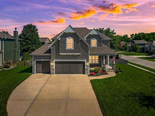 19140 W 210th St, Spring Hill, KS, 66083-9200 | Card Image