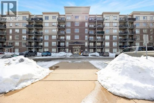 135 Sandpiper Rd, Fort Mcmurray, AB, T9K0N3 | Card Image