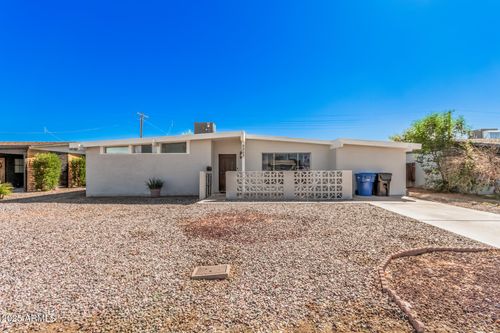 2253 E Bramble Ave, Mesa, AZ, 85204-1447 | Card Image
