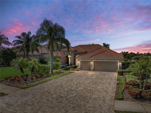33626 Americana Ave, DADE CITY, FL, 33525-6254 | Card Image