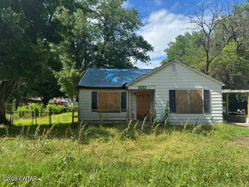 2003 Campbell St, Humboldt, TN, 38343-2226 | Card Image