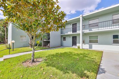 103 - 14417 Americana Circle, Condo with 3 bedrooms, 2 bathrooms and null parking in Tampa FL | Image 2