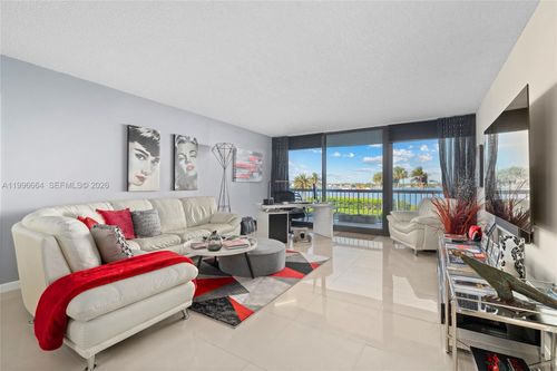 207n-3300 S Ocean Blvd, Palm Beach, FL, 33480-6653 | Card Image