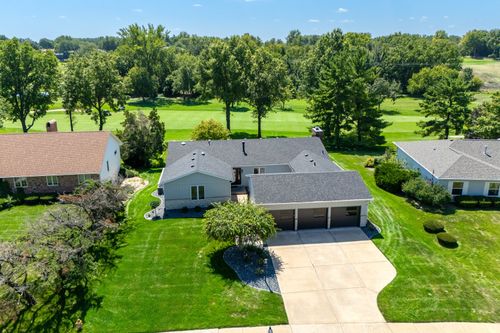 4817 Torrey Pines Ct, Davenport, IA, 52807-3354 | Card Image