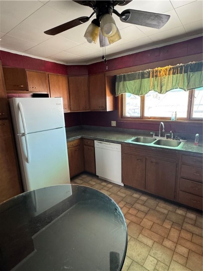 108 Franklin Ave, House other with 2 bedrooms, 2 bathrooms and null parking in Bobtown PA | Image 14