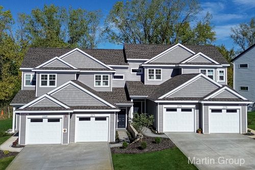 2239 Watertown Way, Grand Rapids, MI, 49505-6049 | Card Image