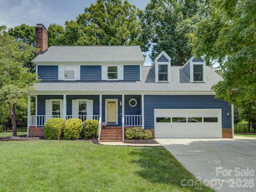 13736 Strathaven Dr, Matthews, NC, 28105-4095 | Card Image