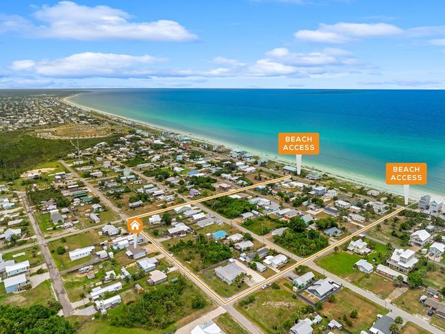 9224 Olive Ave, House other with 3 bedrooms, 2 bathrooms and 5 parking in Port St. Joe FL | Image 4