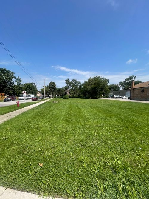 4233 Emerson Ave, Schiller Park, IL, 60176-1409 | Card Image