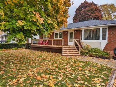 56 Forster St, House other with 4 bedrooms, 2 bathrooms and 5 parking in Saint Catharines ON | Image 2