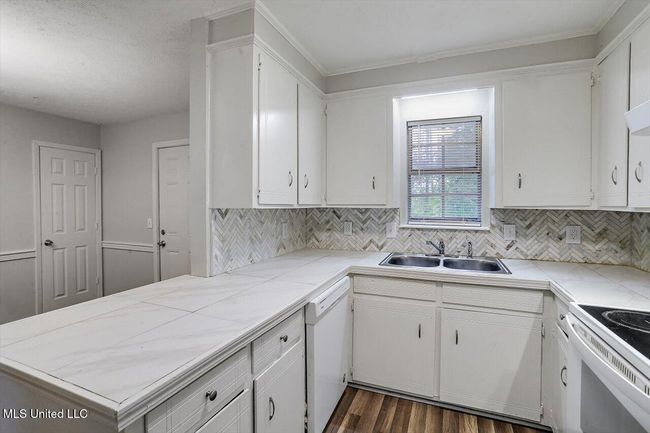 10-1207 Cherry Stone Cir | Image 11