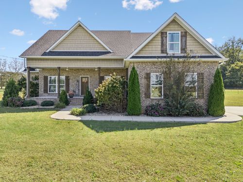 107 Holly Ct, Unionville, TN, 37180-8750 | Card Image