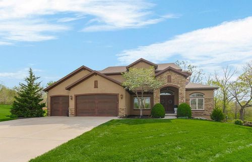 13021 Kelli Dr, Kearney, MO, 64060-8202 | Card Image