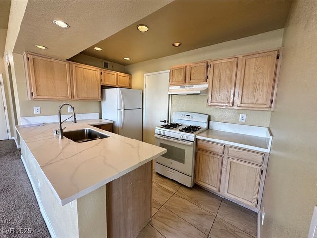 UNIT-204 - 7570 Flamingo Rd, Condo with 2 bedrooms, 2 bathrooms and null parking in Las Vegas NV | Image 16