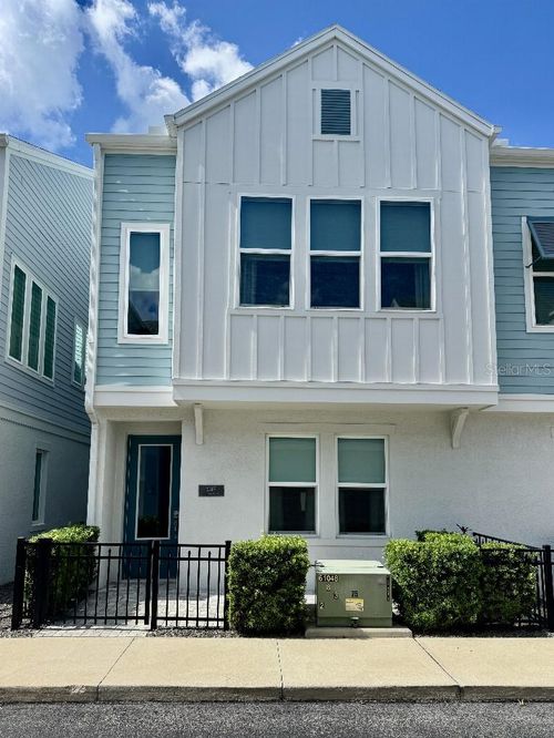2317 Lindstrom St, SARASOTA, FL, 34237-4728 | Card Image