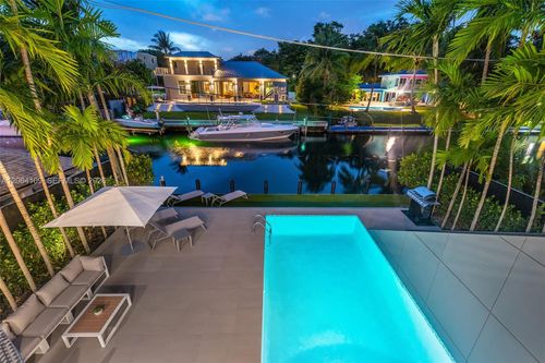 1785 Fairhaven Pl, Miami, FL, 33133-4012 | Card Image