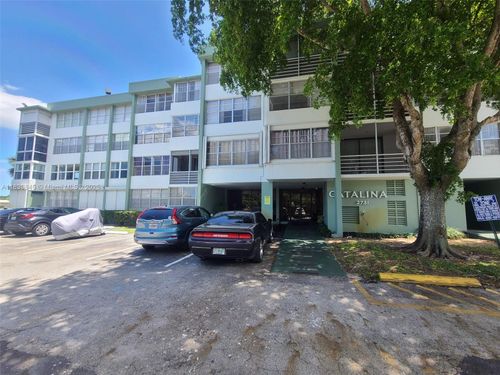 apt-102-2731 Taft St, Hollywood, FL, 33020-2960 | Card Image