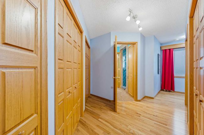 1108 Premier Way Sw, House detached with 4 bedrooms, 3 bathrooms and 4 parking in Calgary AB | Image 24