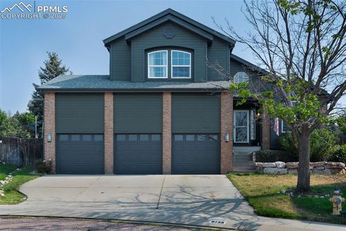 8135 Portsmouth Ct, Colorado Springs, CO, 80920-6141 | Card Image