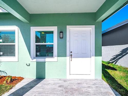 2714 Nokomis Ave, West Palm Beach, FL, 33409-4920 | Card Image