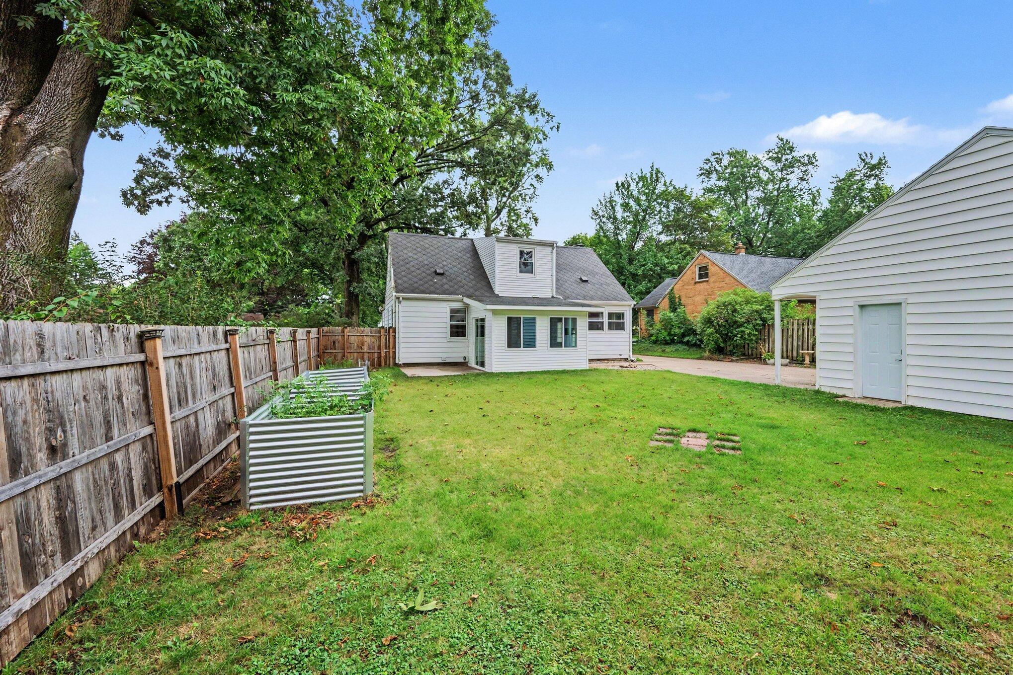 Residential in Kalamazoo Charter Township 3