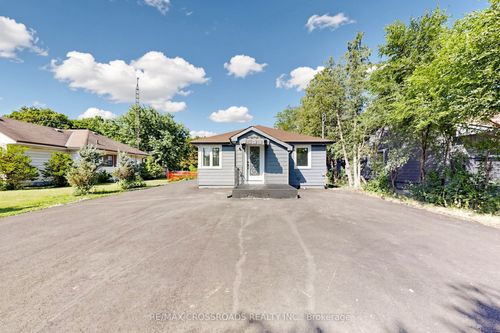 1496 Simcoe St N, Oshawa, ON, L1G4X7 | Card Image