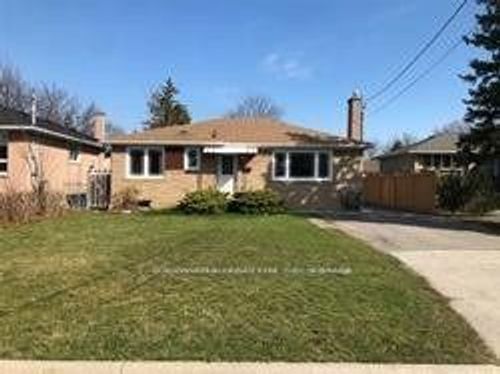 main-21 Cartier Cres, Richmond Hill, ON, L4C2M9 | Card Image