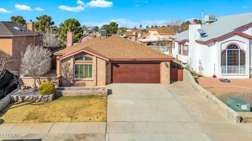 12201 Chato Villa Dr, El Paso, TX, 79936-7256 | Card Image