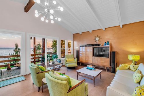 784 W Cattle Dr, Onalaska, TX, 77360-5180 | Card Image